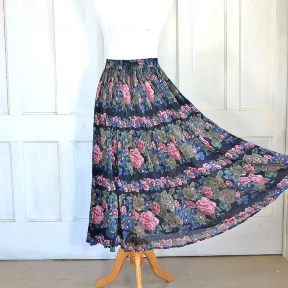 90s Vintage Floral Skirt - Long Crinkled Cotton Gauze Skirt - Rose Print - Draws - Picture 4 of 4